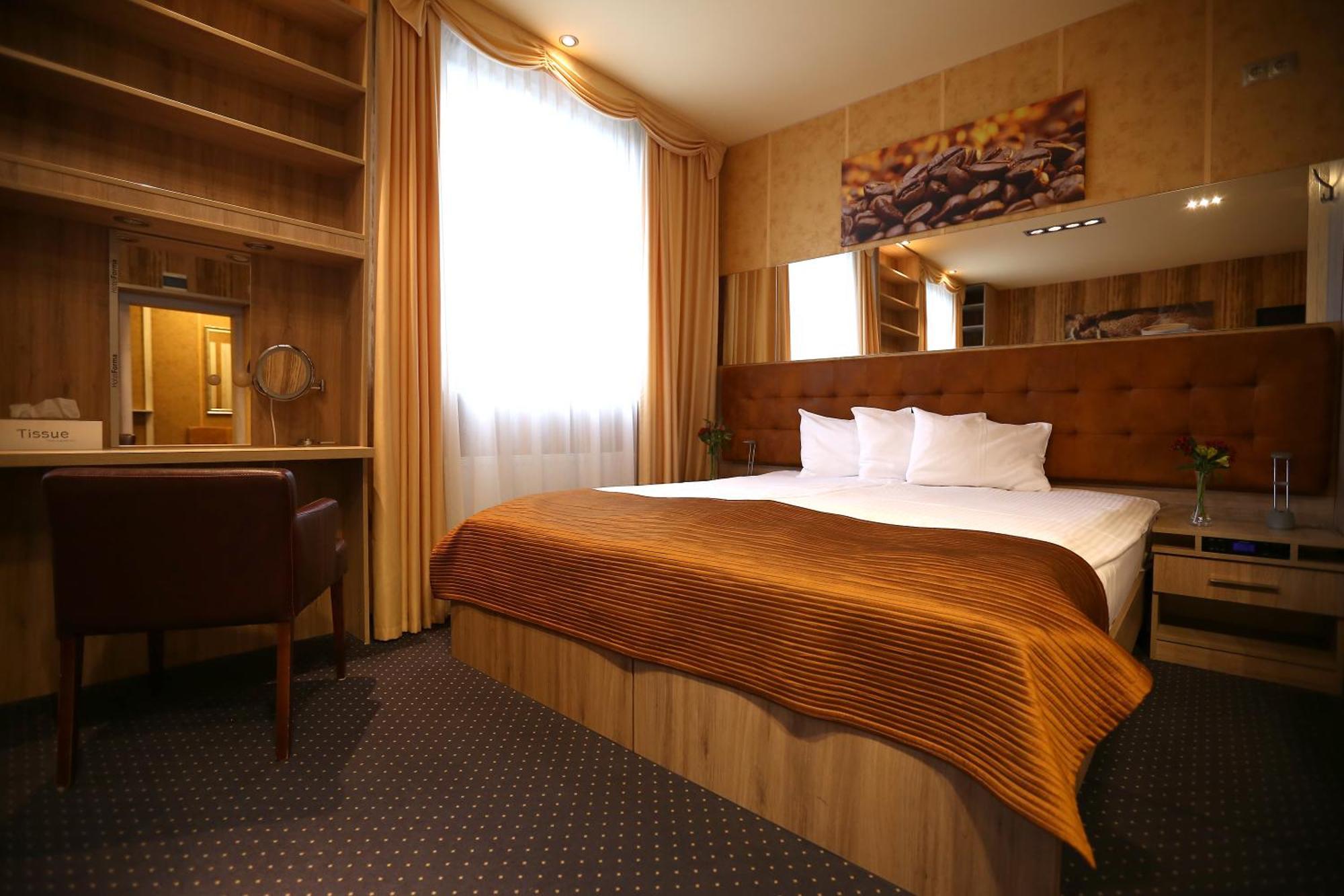 Forma Hotel 3*